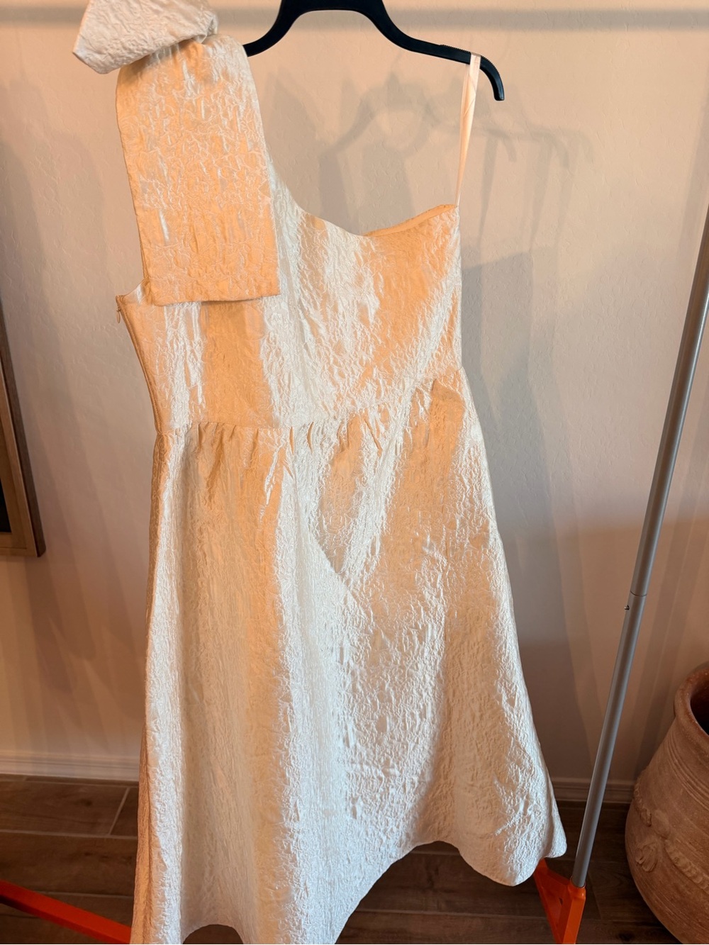 Abbey glass Caroline Gown White Bubble Jacquard sz XL - Picture 5 of 5